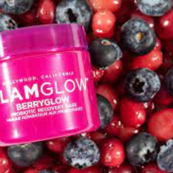 Glam Glow Berry Glow - Picture 3 of 4
